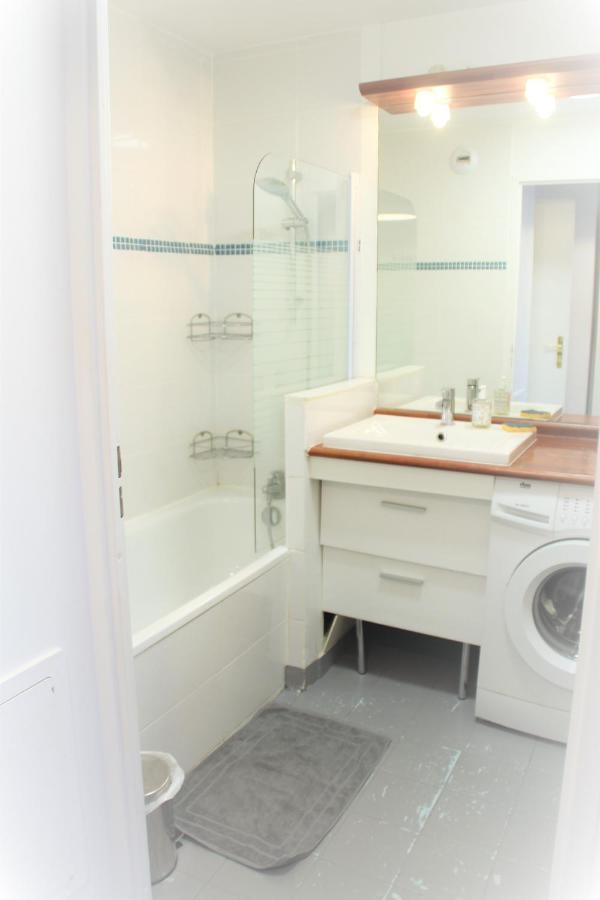 Logement Familial Tout Equipe Saint-Denis  Buitenkant foto